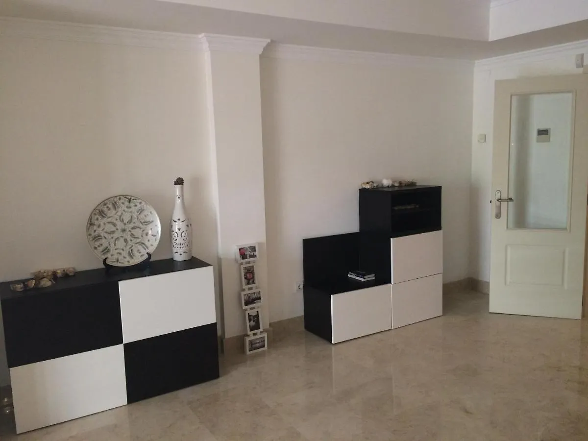Lomas Del Rey Apartment Marbella