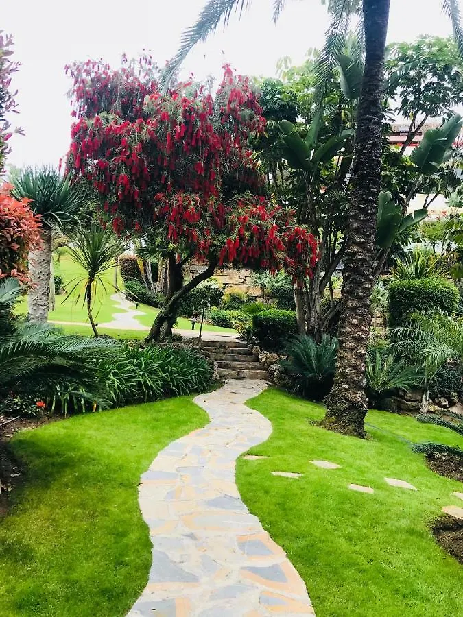 Lomas Del Rey Apartment Marbella