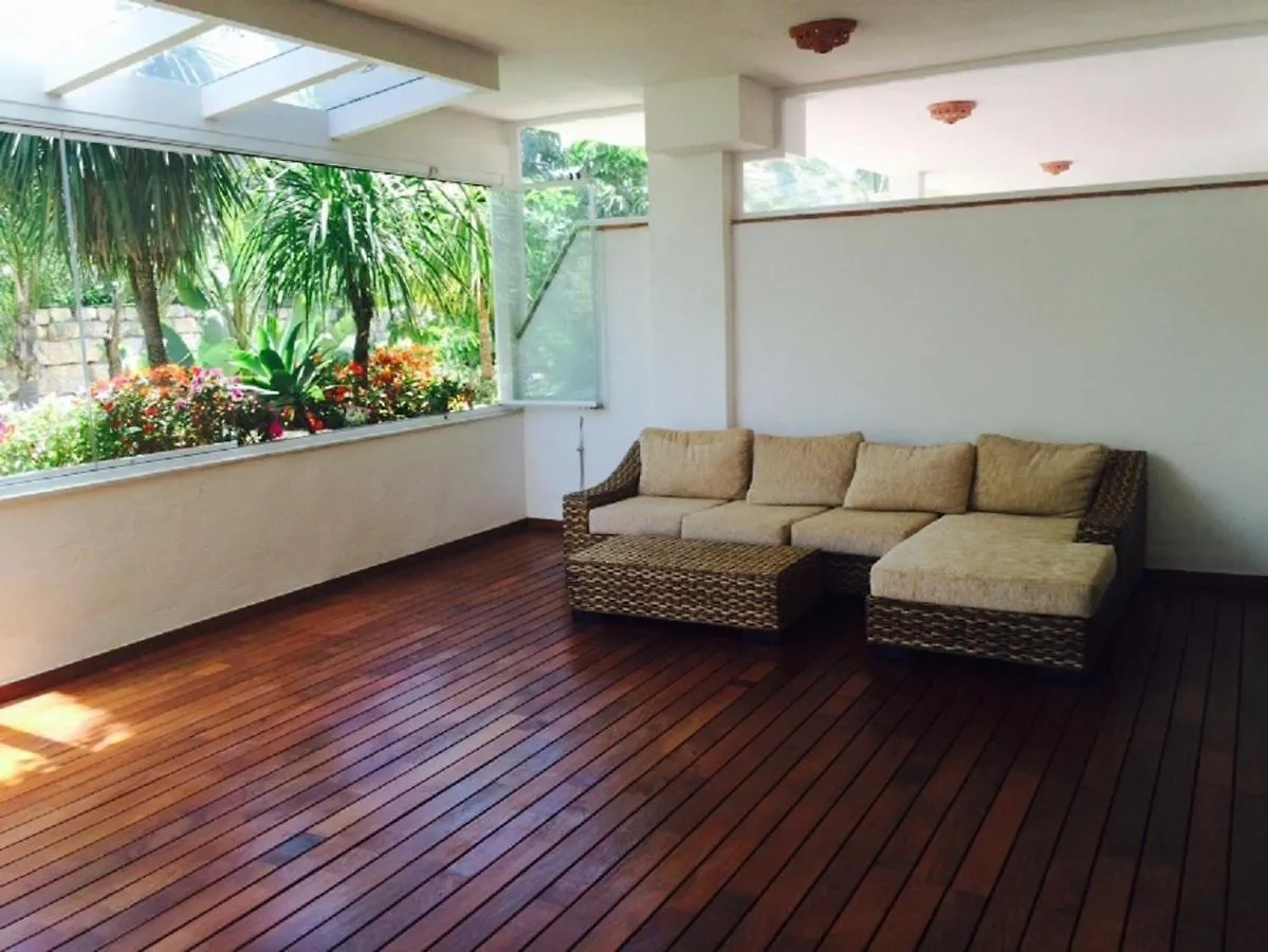 Lomas Del Rey Apartment Marbella