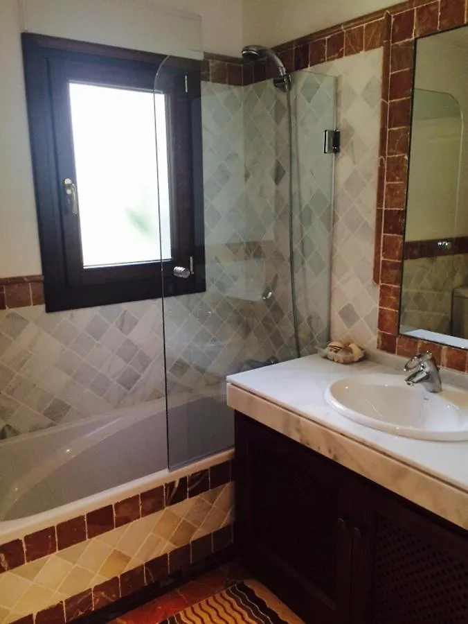 Lomas Del Rey Apartment Marbella