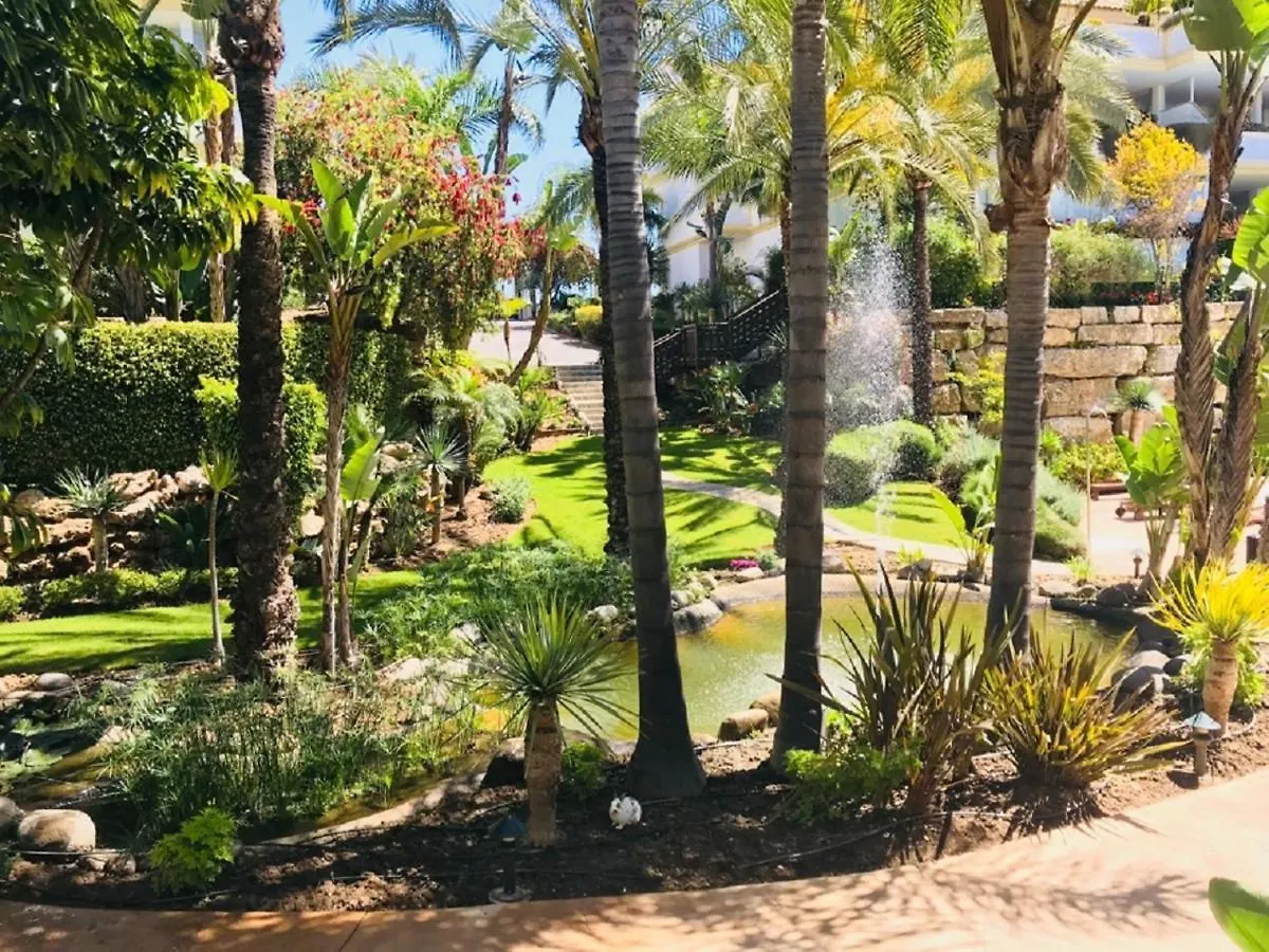 Lomas Del Rey Apartment Marbella