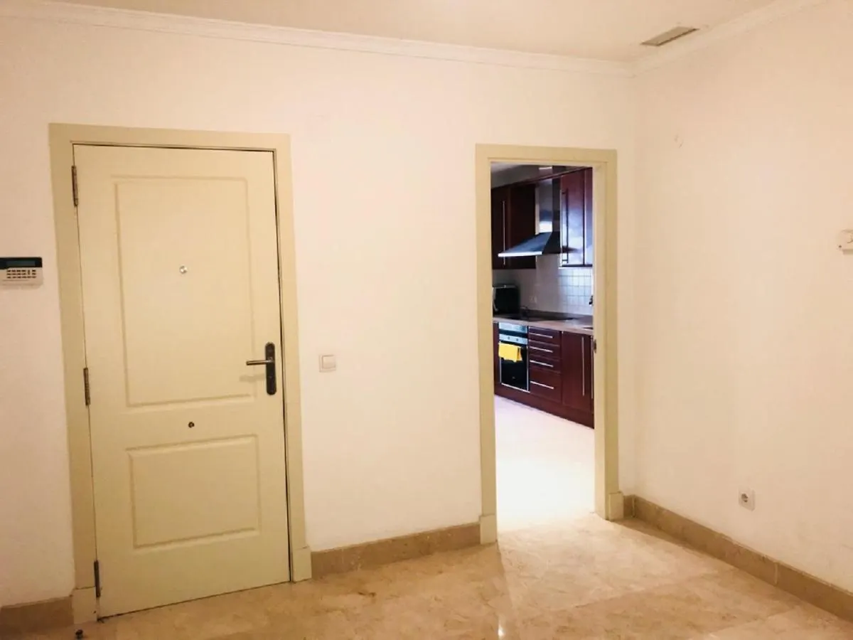 Lomas Del Rey Apartment Marbella