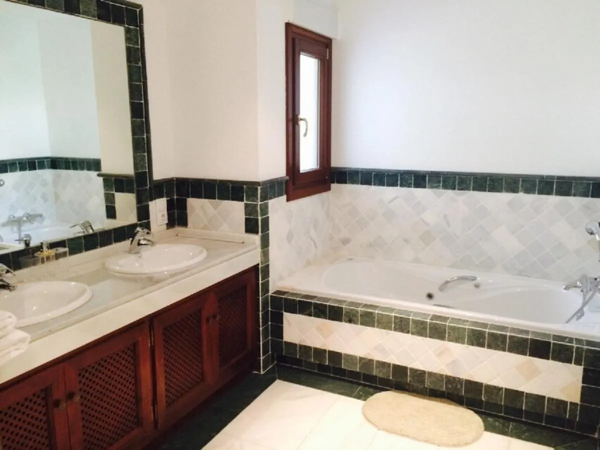 Lomas Del Rey Apartment Marbella Spain